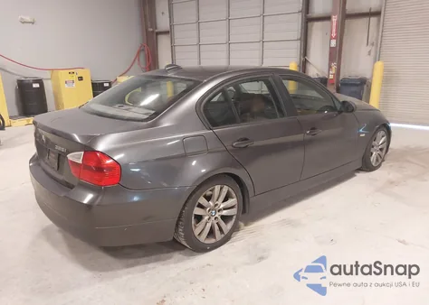 2006 BMW 325I z USA, uszkodzony, nr VIN WBAVB13546KX44384